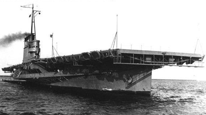 Büyük göller uçak gemileri