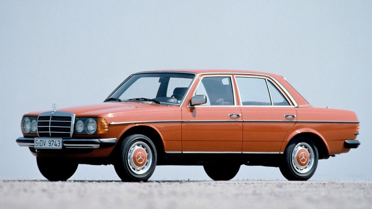 Mercedes-Benz W123 motoru