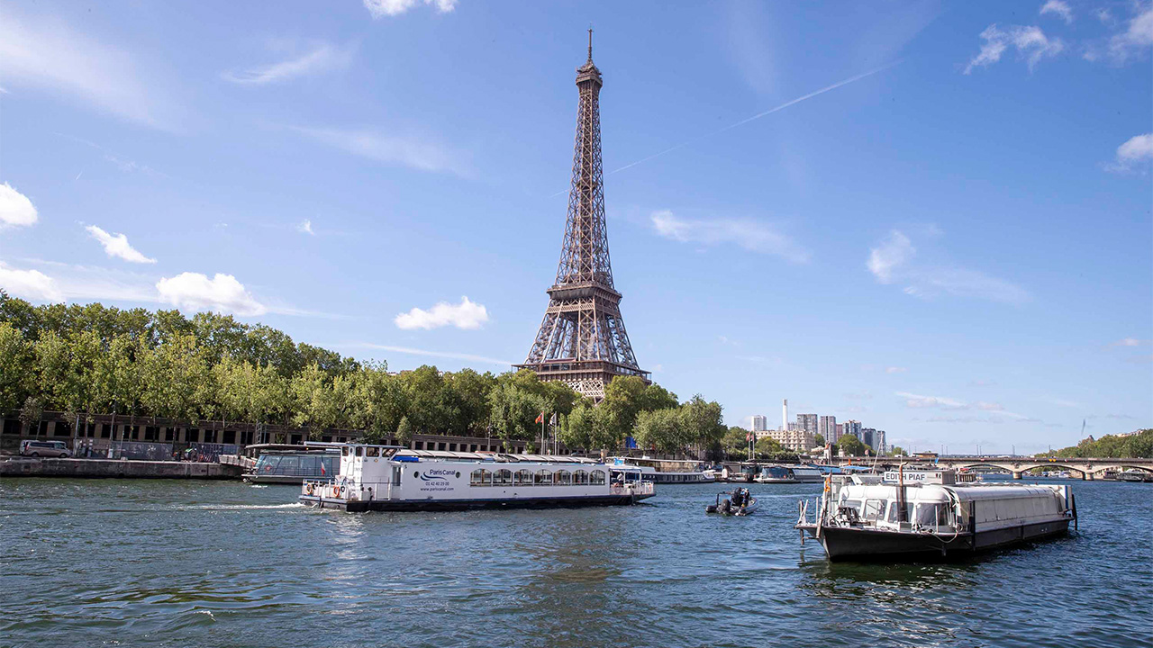 Paris Eyfel Kulesi, Seine Nehri