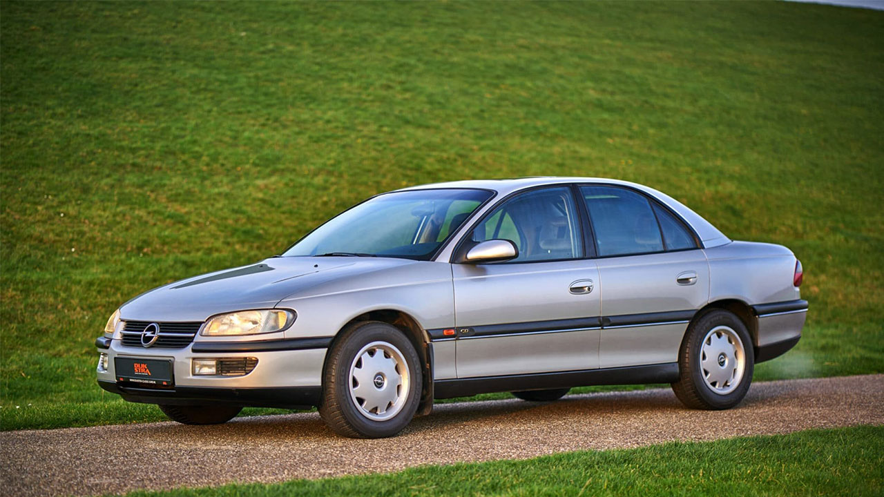 opel omega