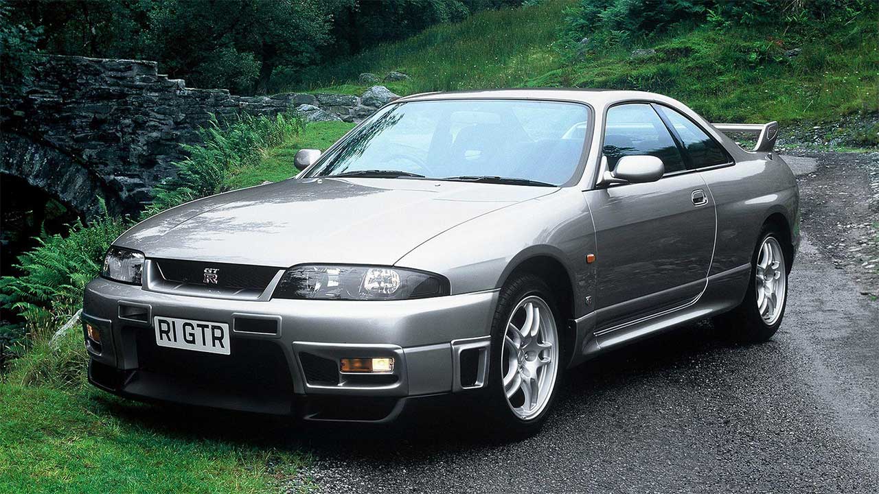 gtr r33