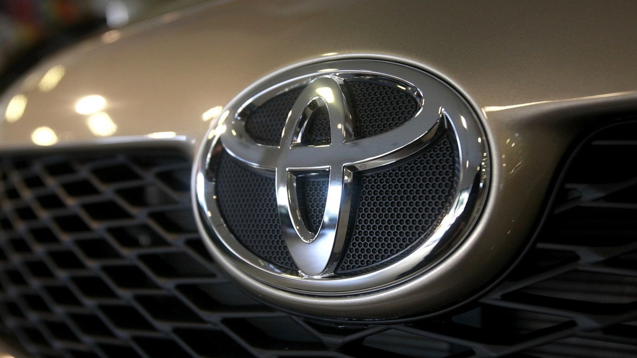 toyota logosu