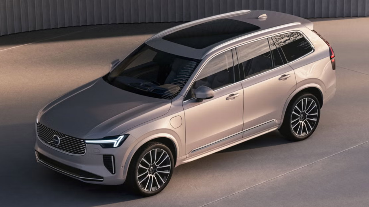 2025 Volvo XC90 Türkiye fiyatı