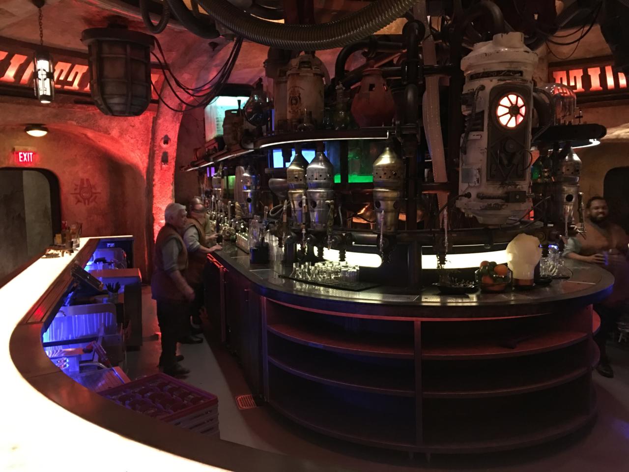 Disneyland’in Yeni Bölümü Star Wars Galaxy’s Edge Tanıtıldı