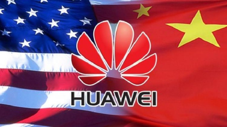 Huawei, En Büyük Olma Hedefini Gözden Geçiriyor