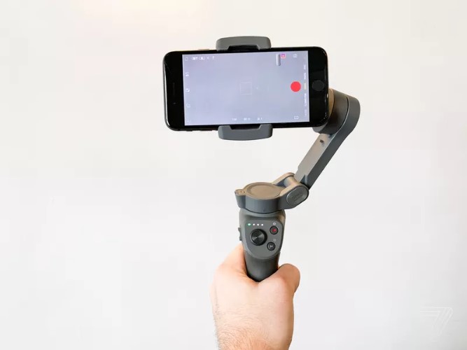 Snoppa atom или dji osmo mobile 3 что выбрать