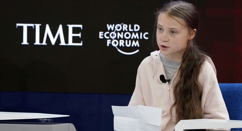 İklim Aktivisti Greta Thunberg, Şimdi de Davos Zirvesi’nde Yargı Dağıttı