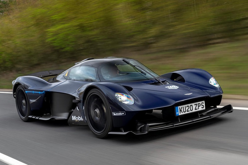 aston martin valkyrie