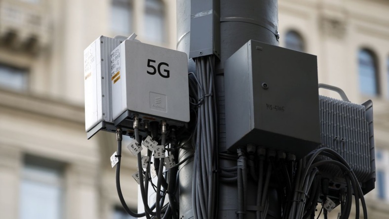 Koronavirüsün 5G ile Yayıldığı Yönündeki Komplo Teorileri Gittikçe Yaygınlaşıyor