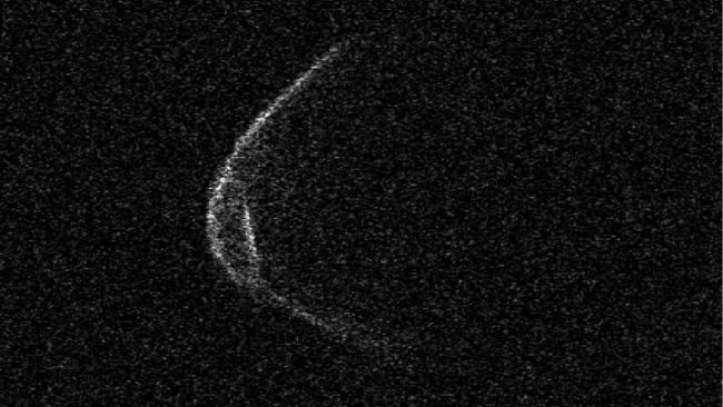 Maske Takıyormuş Gibi Görünen Bir Asteroid, Yarın Dünya’nın Yakınından Geçecek