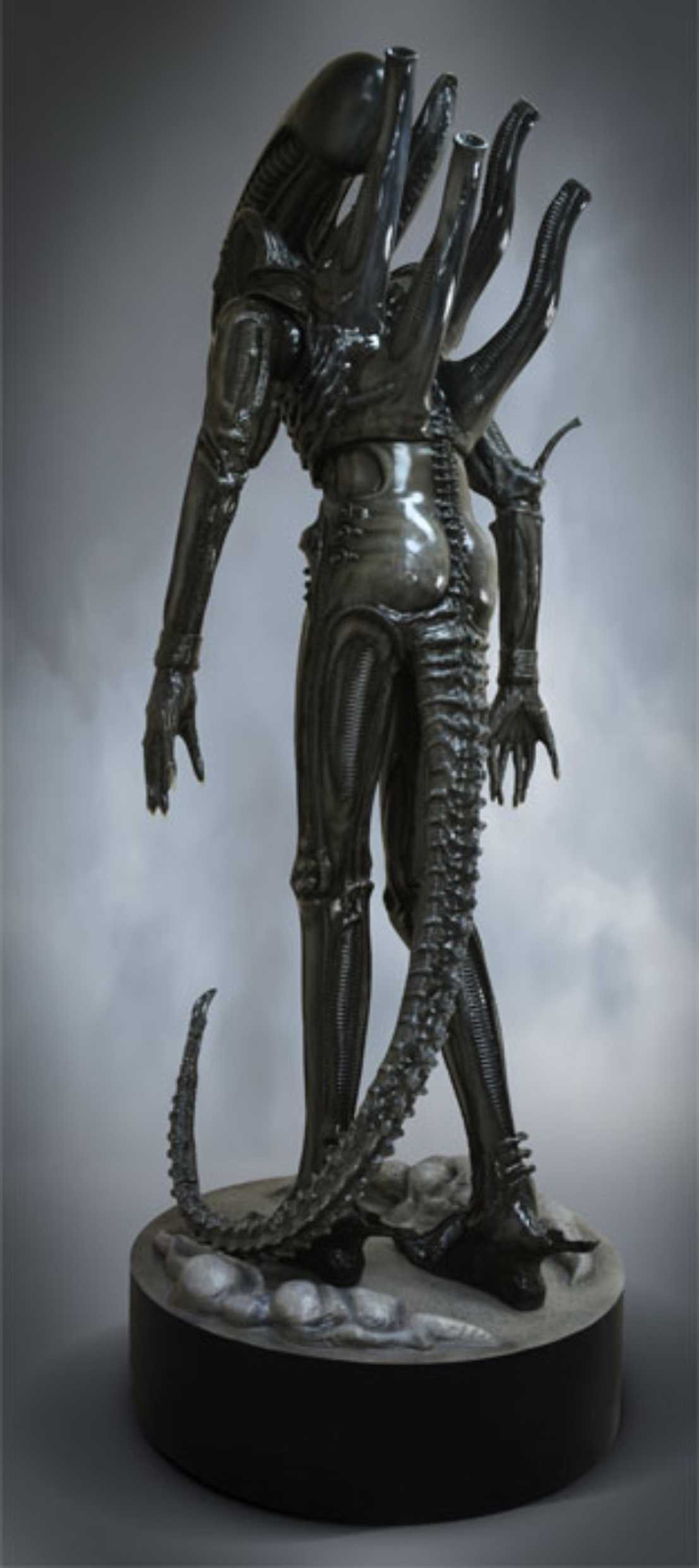 Alien xenomorph heykel