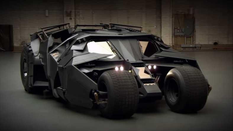 The Dark Knight üçlemesi Batmobile tasarımı