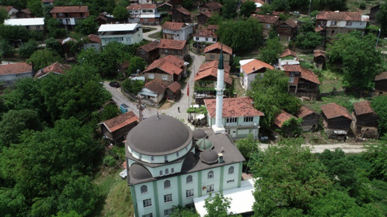 Tek Vakanın Bile Görülmediği Bursa’daki Bir Köyün Örnek Alınacak Koronavirüs Tedbirleri