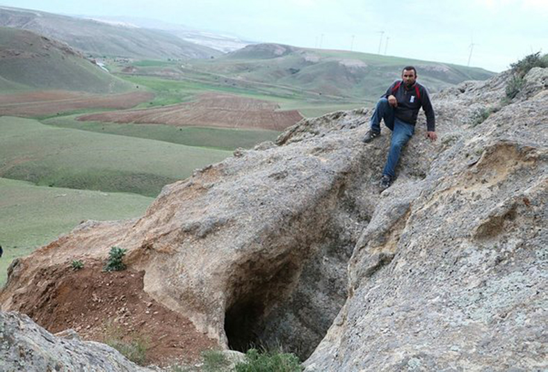 Sivas’ta Yeraltı Şehrine Açıldığı Düşünülen Gizemli Bir Tünel Bulundu