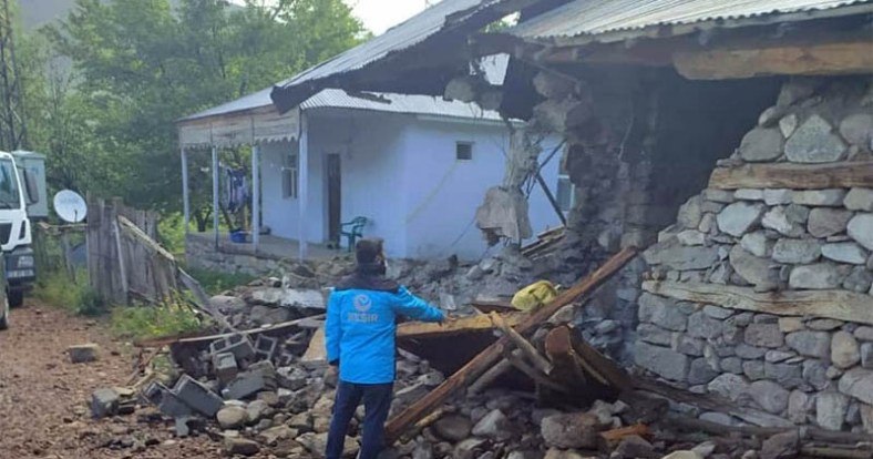 Türk Profesör, Türkiye’deki Tehlikeli Deprem Bölgelerini Açıkladı