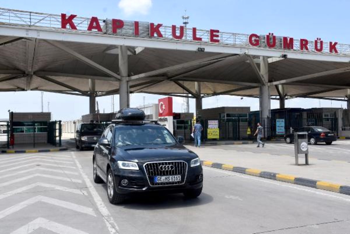 Yurt Dışından Gelecek Türkiye Vatandaşları İçin 14 Günlük Karantina Uygulaması Kaldırıldı