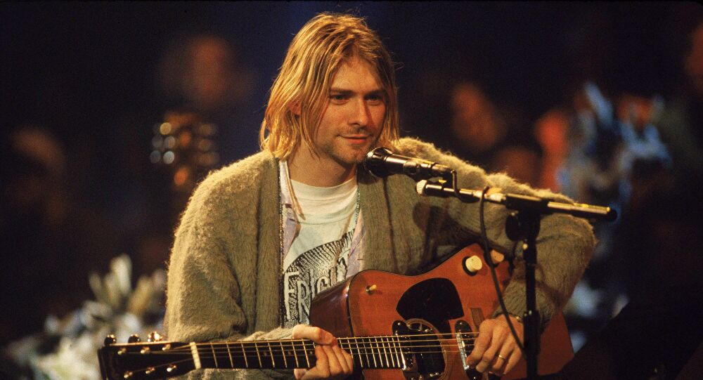 Nirvana’nın Efsane Solisti Kurt Cobain’in Gitarı Rekor Fiyata Satıldı