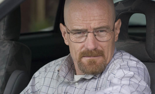 Breaking Bad'in Walter White'ı, Koronavirüse Yakalanmış