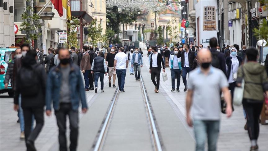 Bilim Kurulu Üyesi, Son Günlerdeki COVID-19 Vaka Sayısının Artma Sebebini Açıkladı