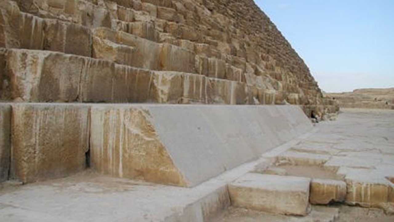 Giza pyramids design