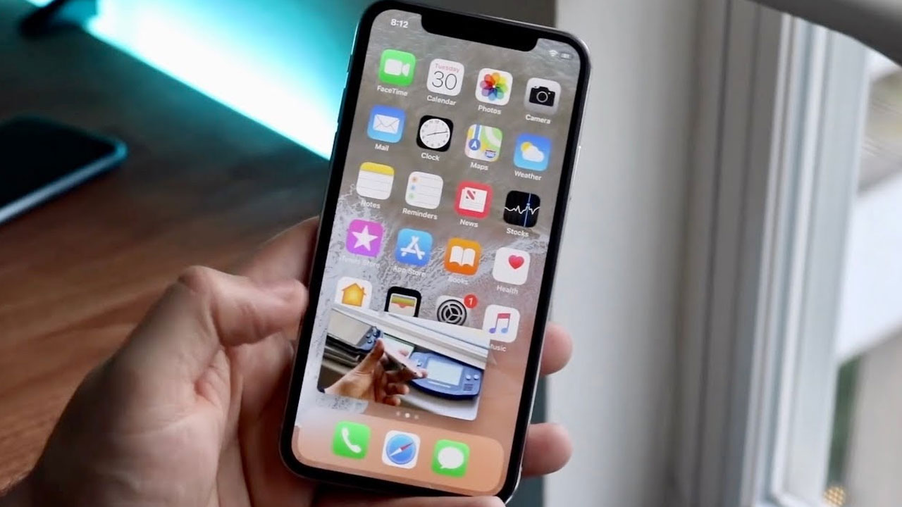 YouTube’un Resim İçinde Resim Özelliği iPhone’lara Geldi (Tabi Buna ’Gelmek’ Denebilirse)