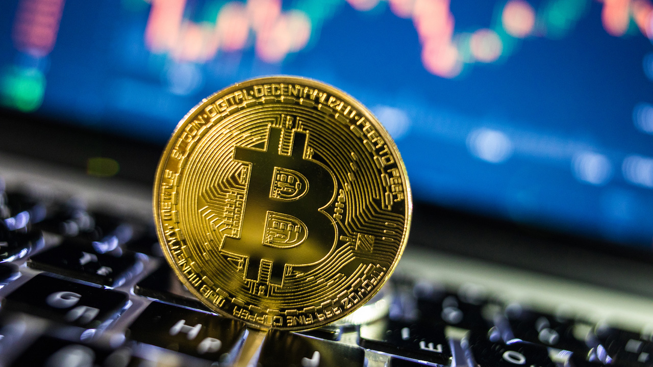 Bitcoin, Yaklaşık 3 Yılın Ardından 17 Bin Dolara Ulaştı