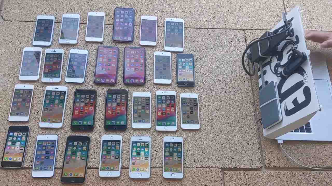 26 iPhone’un Tek Bir Tuşla Kapatıp Açtığı Anlar (Video)