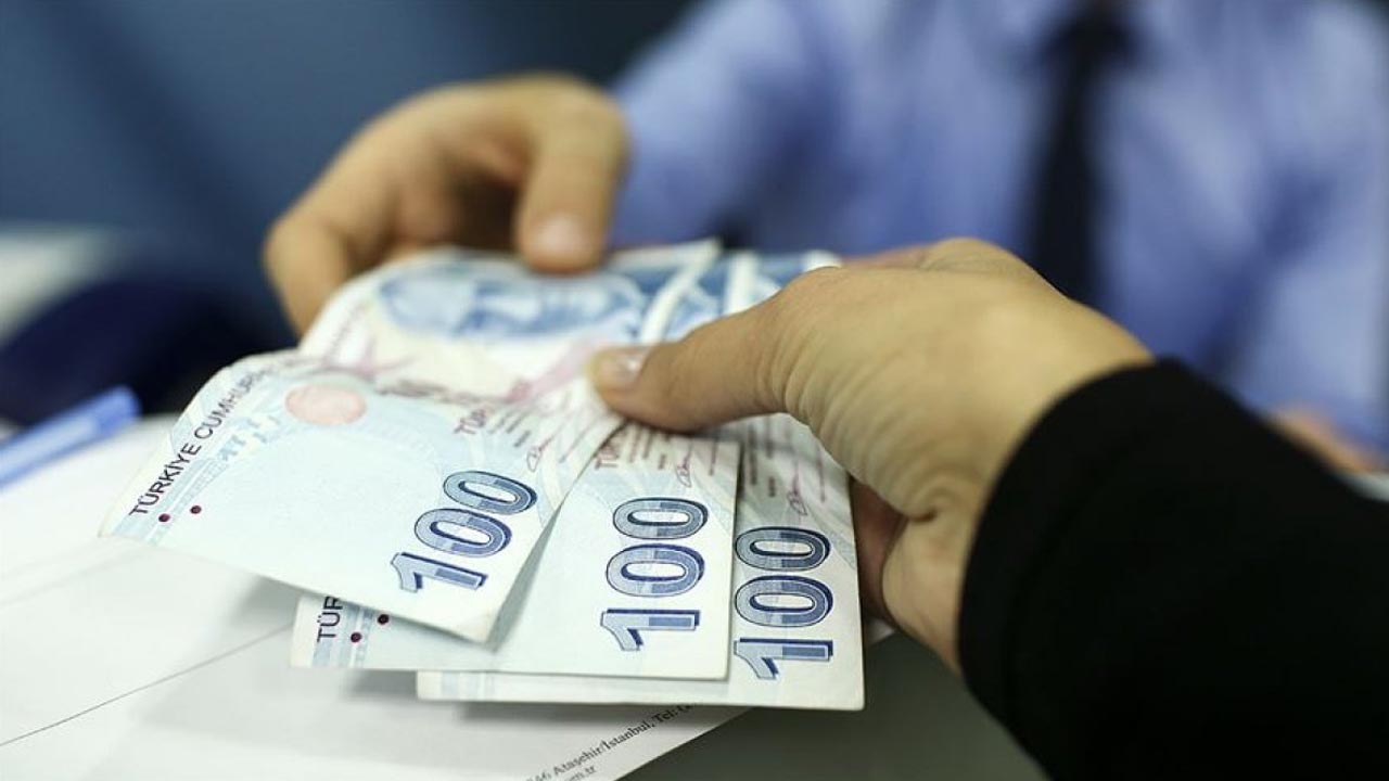 2021 Yılı Asgari Ücret Tutarı Belli Oldu: 2 Bin 825 TL