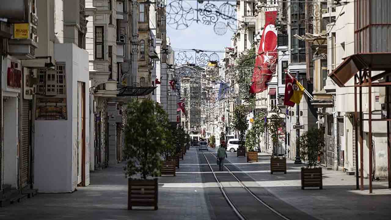 Türkiye’de Kısıtlamaların Hangi Tarihte Kalkabileceğine Yönelik Resmi Açıklama