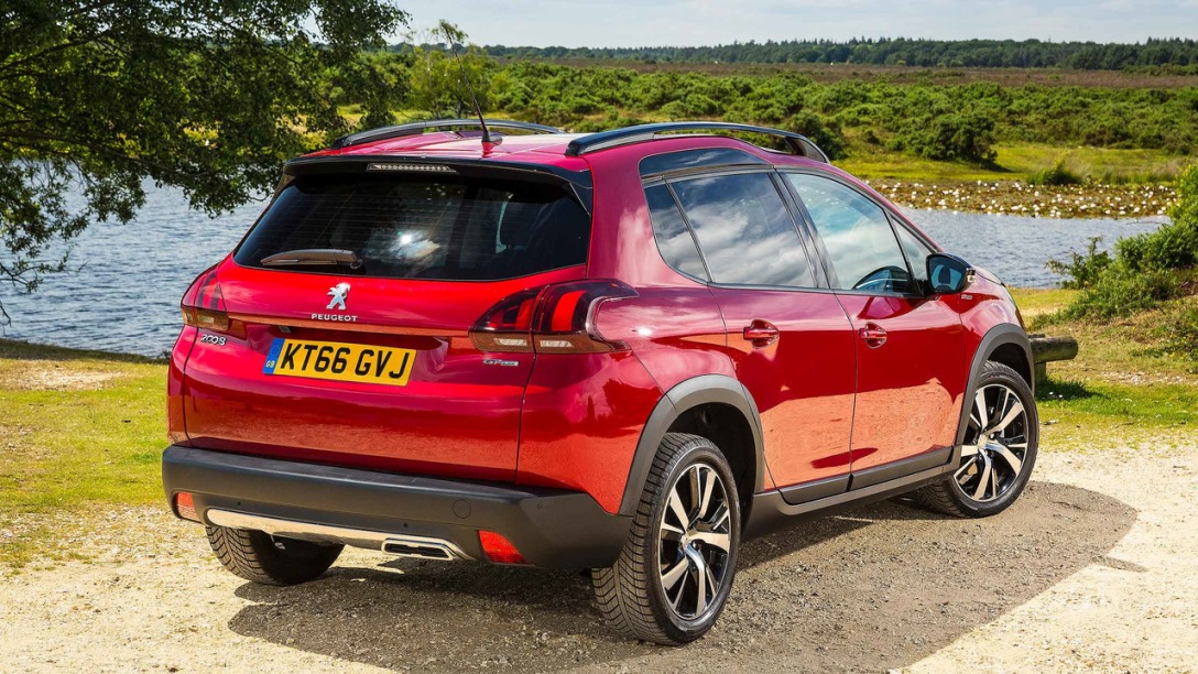 Peugeot 2008 Allure Road Trip 1.2