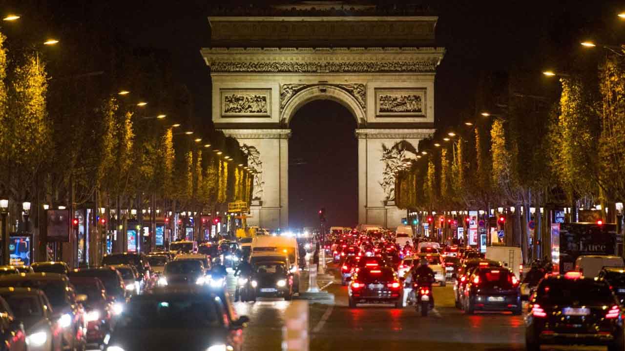 Kağnıyla mı Gidecekler: Paris’te Maksimum Hız Sınırı 30 km/s’e İndirildi