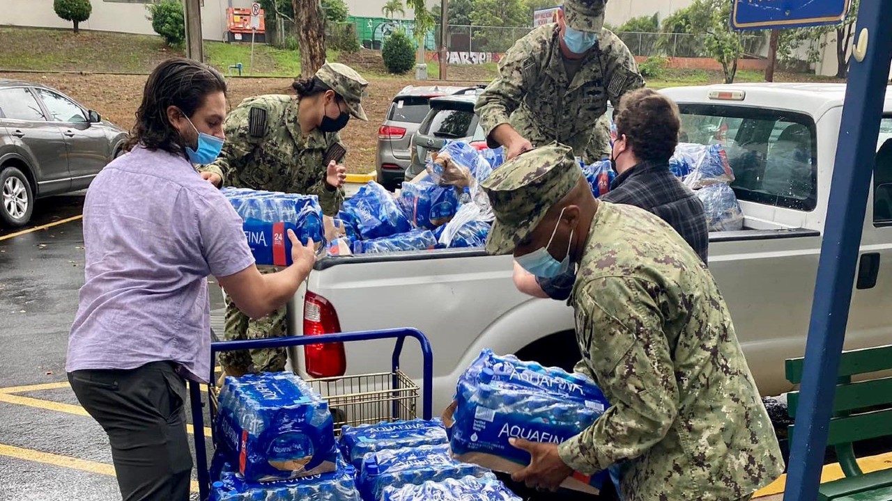 Binlerce İnsanı Hastanelik Eden Çevre Felaketi: Hawaii’de İçme Suyu Kaynağına Jet Yakıtı Karıştı