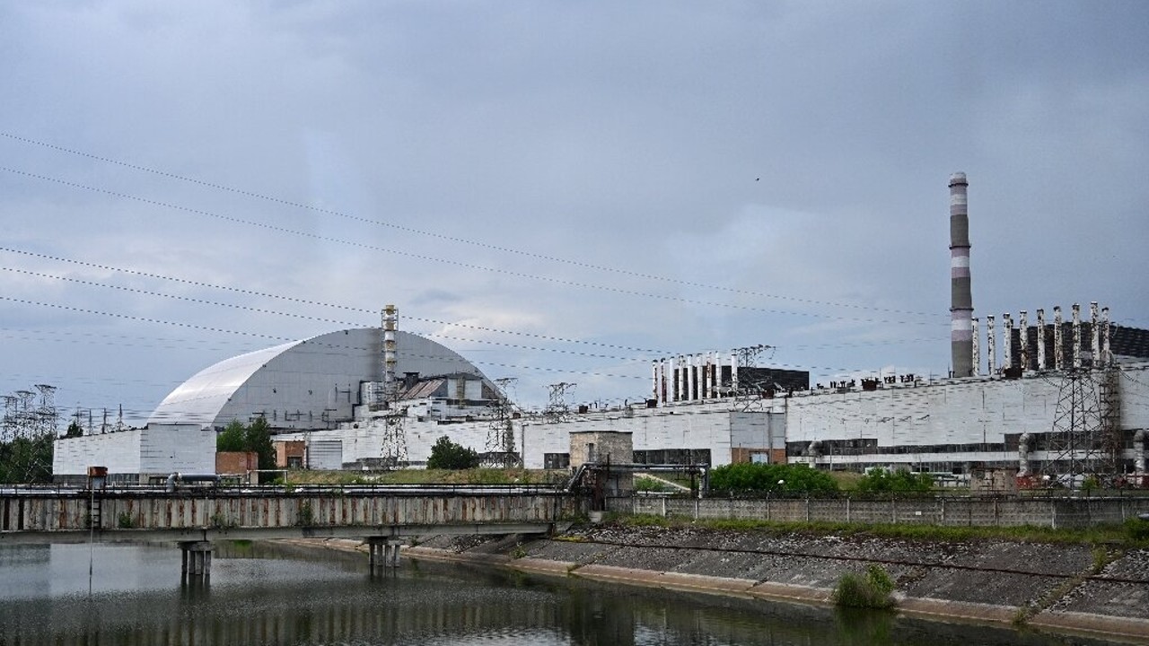 Çernobil Nükleer Santrali’nde Radyoaktif Sızıntı Uyarısı: Santralde Elektrikler Tamamen Kesildi