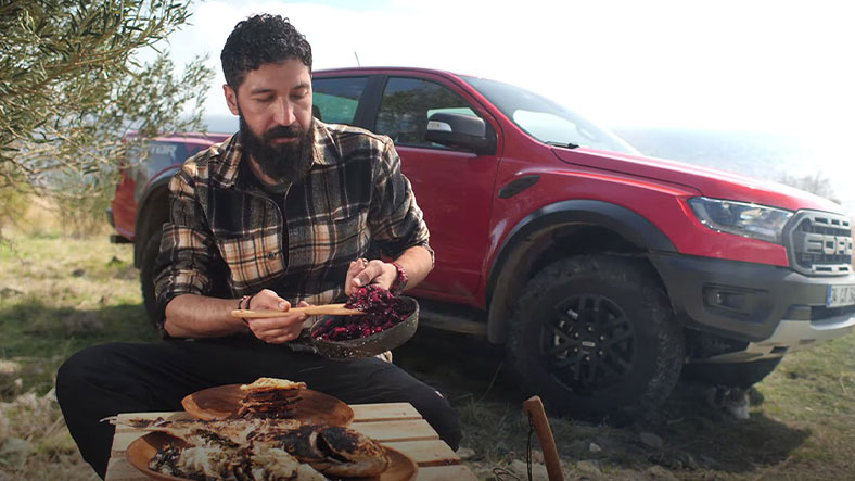 Doğanın İçinde Doğal Yemekler: “Açık Ateş” Belgeselinden İlk Fragman Yayınlandı