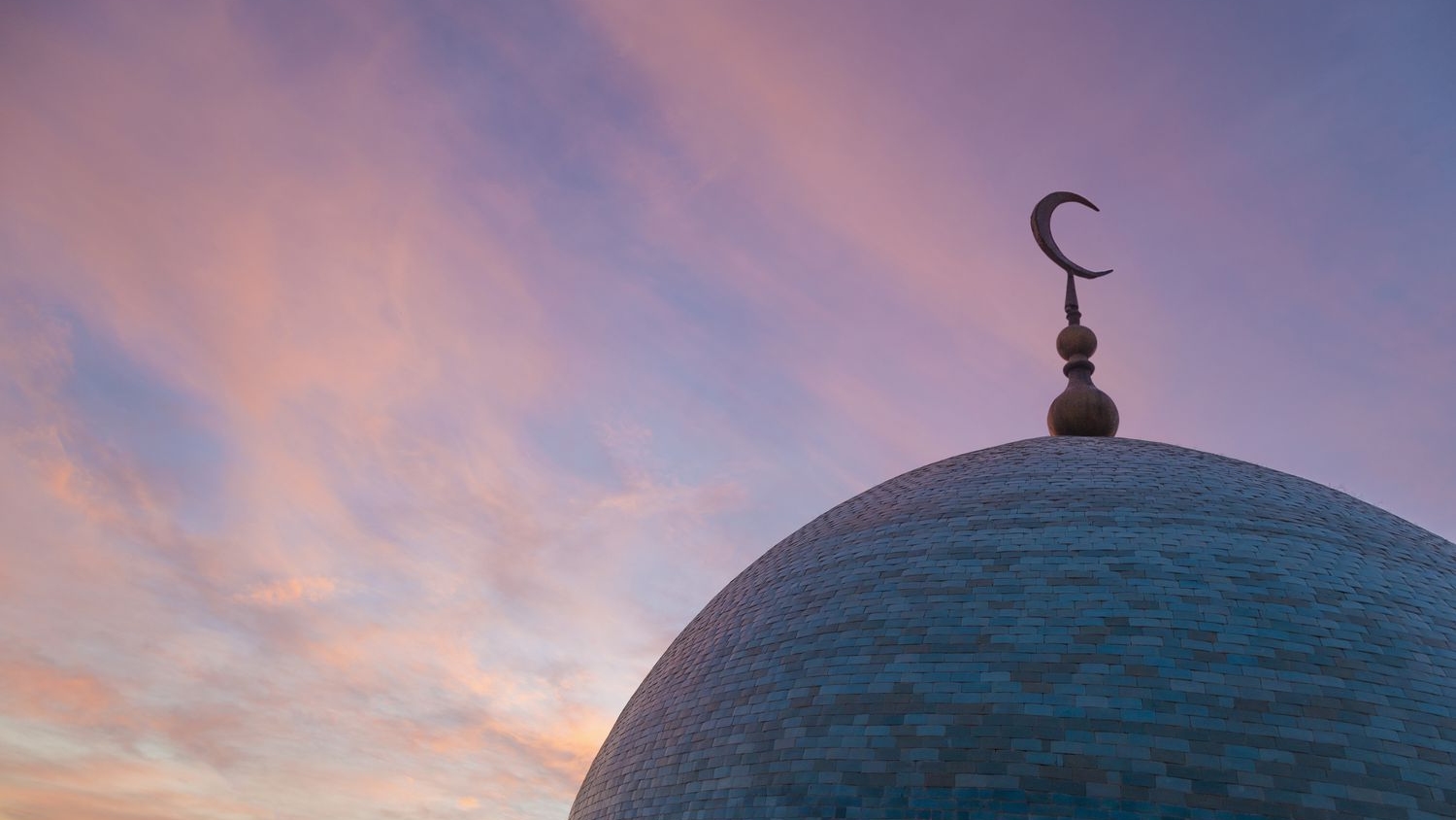 A crescent on the mosque dome