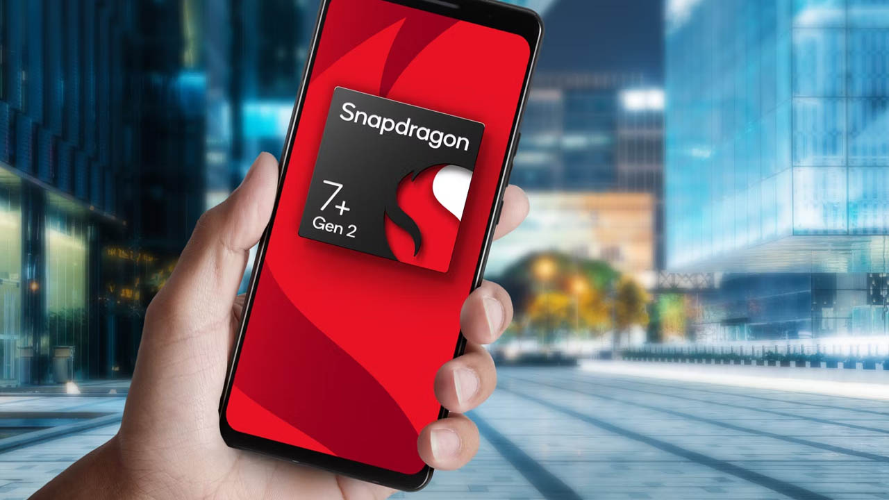 Orta Seviye Telefonlara 200 MP Kamera Getirecek Snapdragon 7+ Gen 2 Tanıtıldı