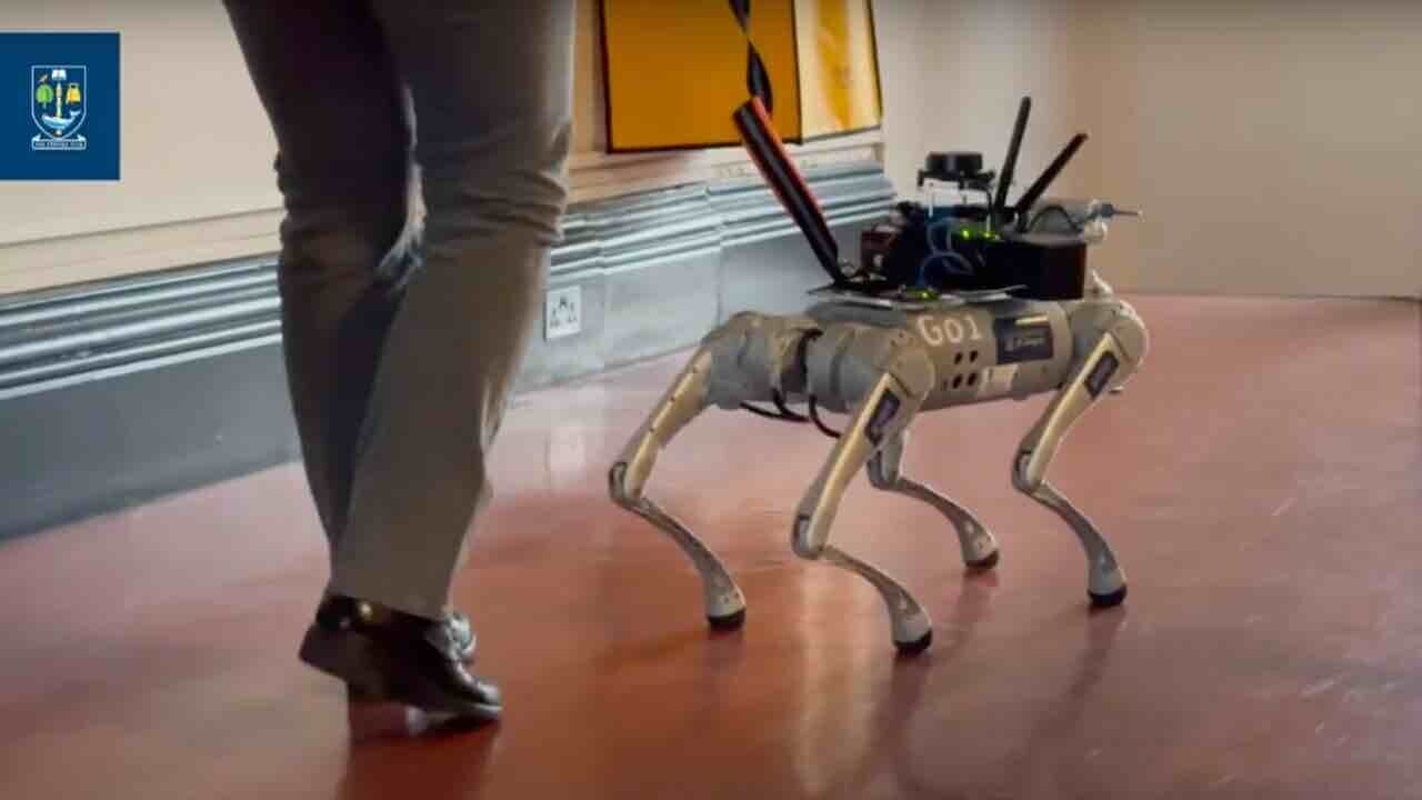 Robotlar, Artık Köpeklerin de İşlerini Elinden Alıyor: Robot Rehber Köpek RoboGuide Tanıtıldı