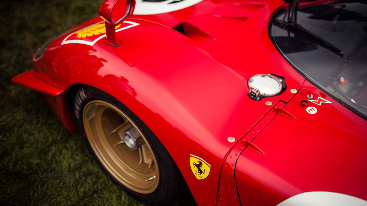 Ferrari rosso corsa