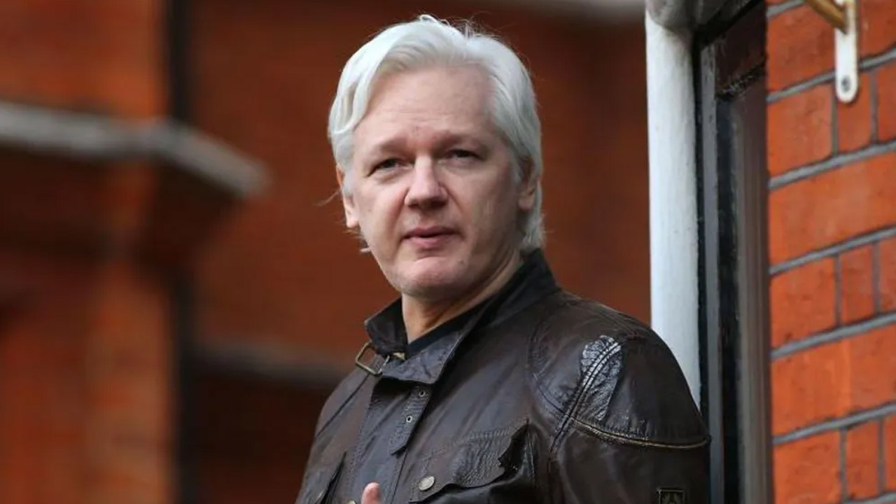 WikiLeaks’in Kurucusu, 5 Yıl Hapisten Sonra Tahliye Edildi: Yayımladığı Belgelerle Dünyayı Sarsmıştı!