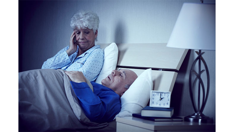 İnsan Yaşlandıkça Alarma Bile Gerek Duymadan Neden Erkenden Uyanır? (Artık Uyuduğunuz Anların Tadını Çıkarabilirsiniz)