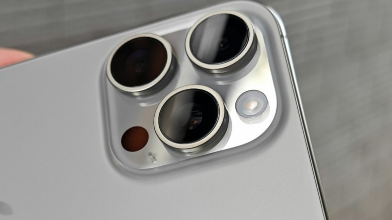 iPhone 16 Pro’da 5x Optik Yakınlaştırma Yapan Telefoto Kamera Bulunacak