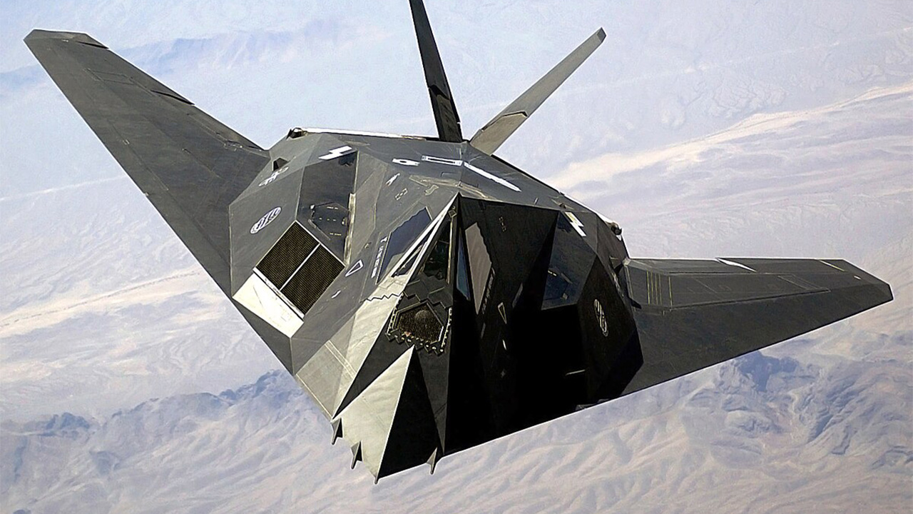 F-117 Nighthawk