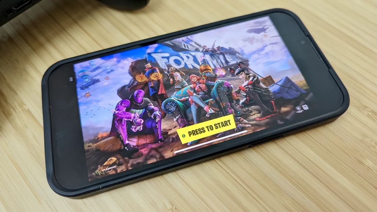 Fortnite iPhone’lara Geri Dönüyor (Ama Her Yerde Değil)