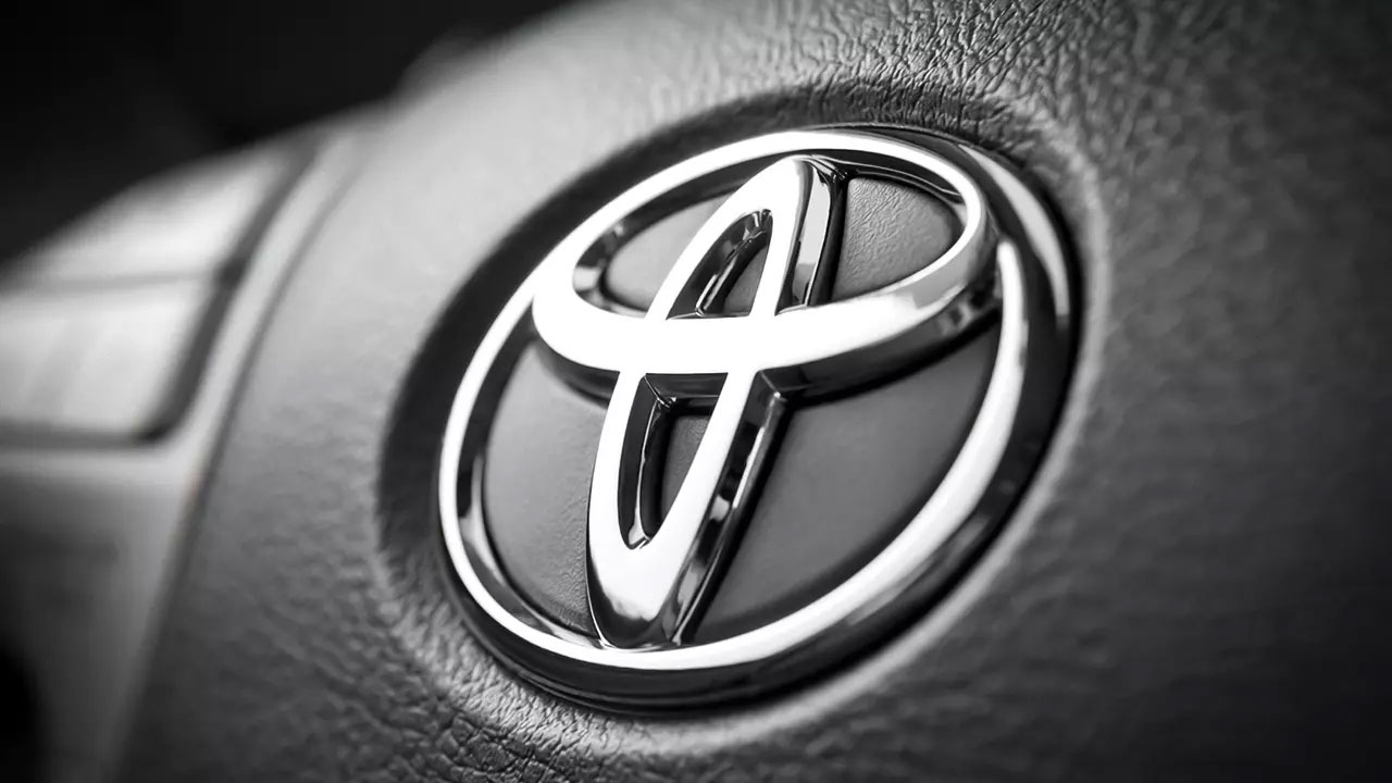 toyota logo