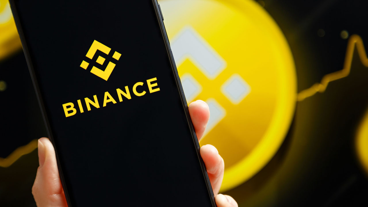 “E Hani Merkeziyetsizdi?” Diyeceksiniz: Binance İstediği Zaman Kullanıcıların Varlıklarına El Koyabilir mi? Kripto Paraların Özelliği, Merkeziyetsiz Olması Değil miydi?