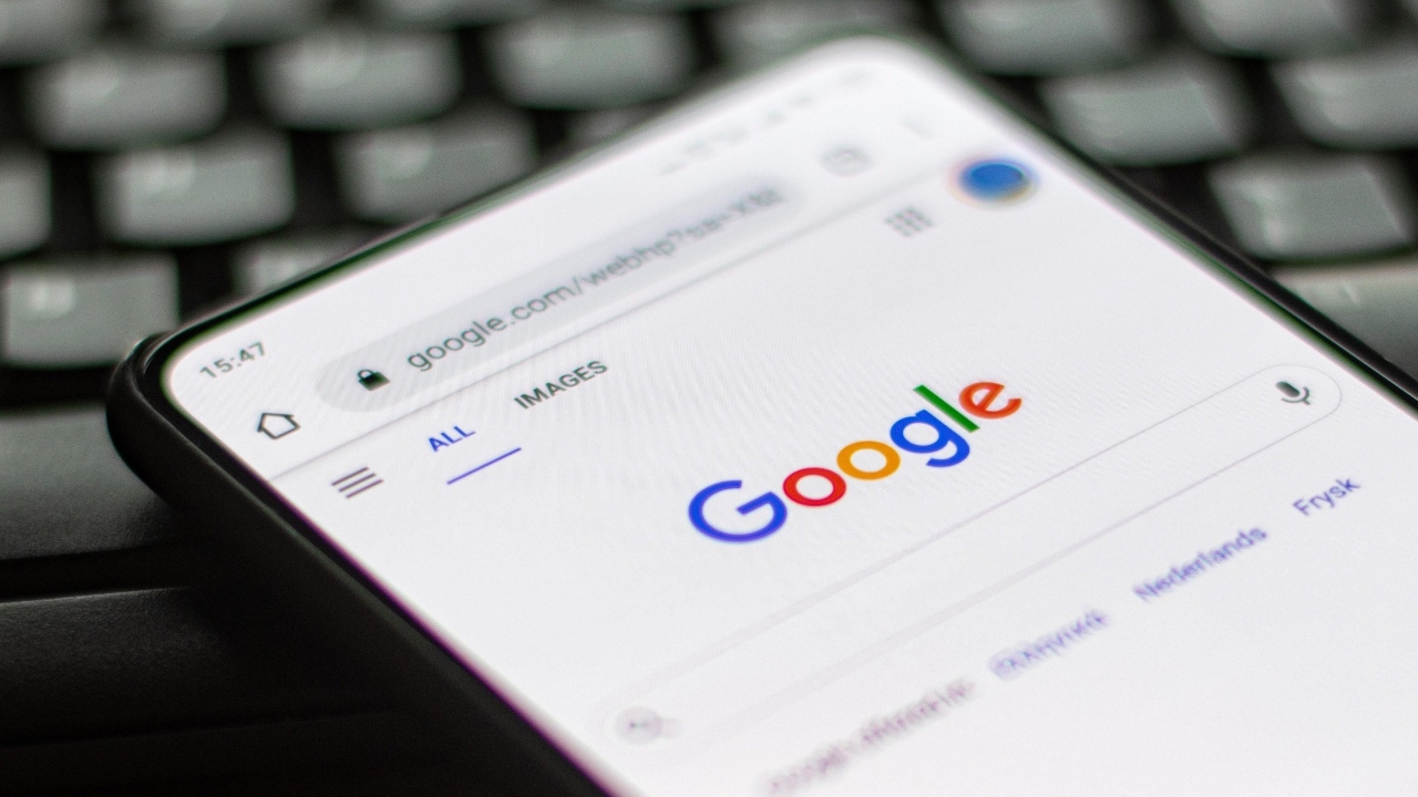 Google Aramalar, Yapay Zekâ Üretimi Görselleri Yakalamayı Kolaylaştıracak