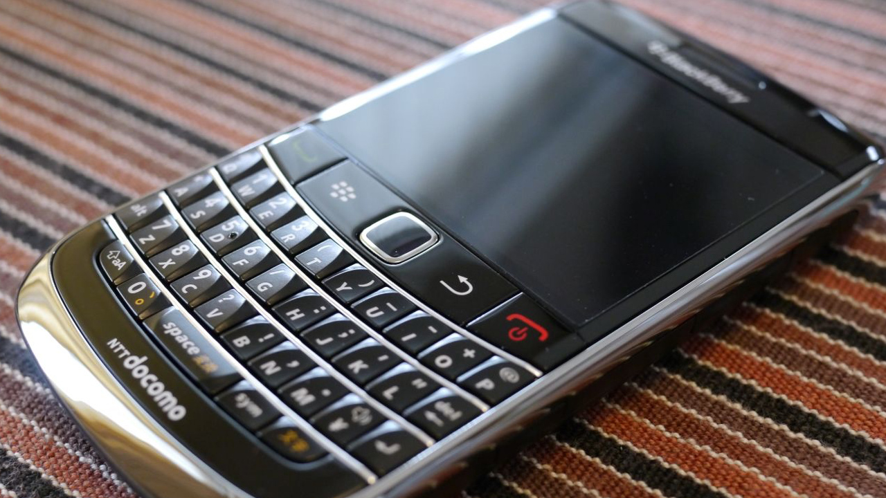 blackberry bold