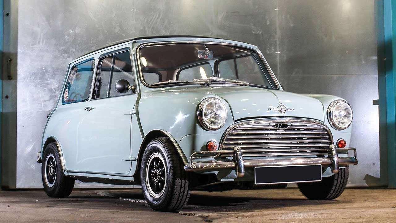 Mini Cooper’ın Yıllardır Aynı Tasarımı Kullanmasının 66 Yıl Önceye Dayanan Sebebi