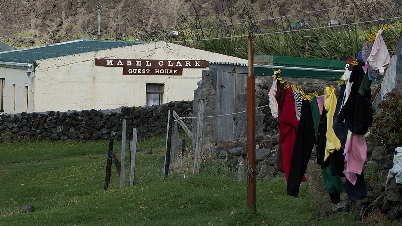 Tristan da Cunha hangi ülkeye ait