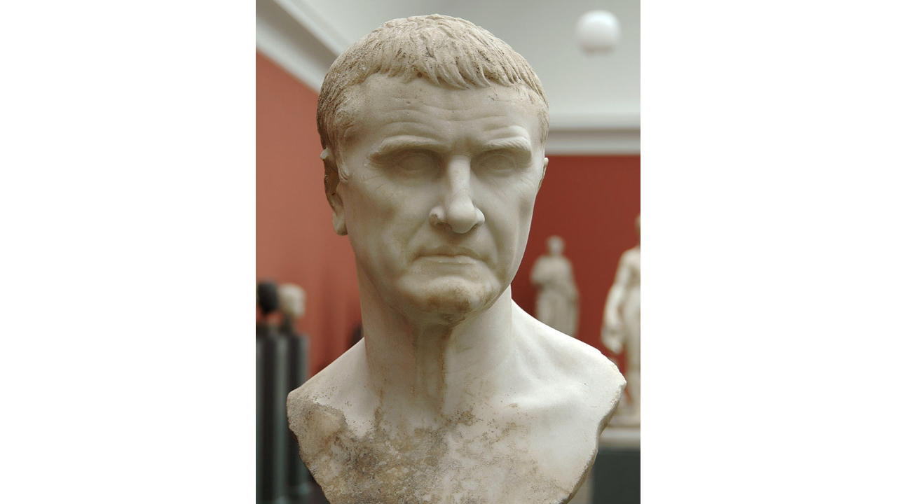 Roma’nın En Zengin Adamı Marcus Licinius Crassus Öldükten Sonra Neden Boğazından Aşağı Erimiş Altın Döküldü?